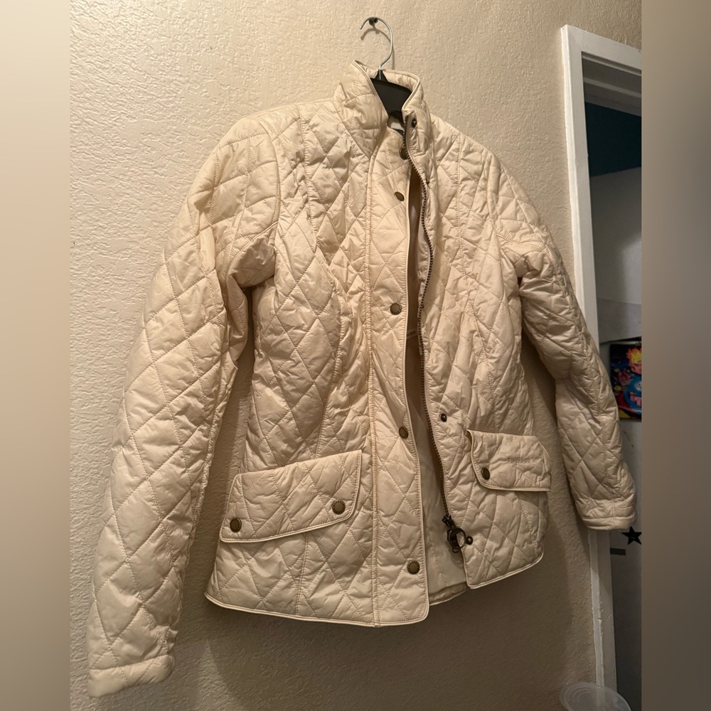 Barbour - Picture 4 of 9